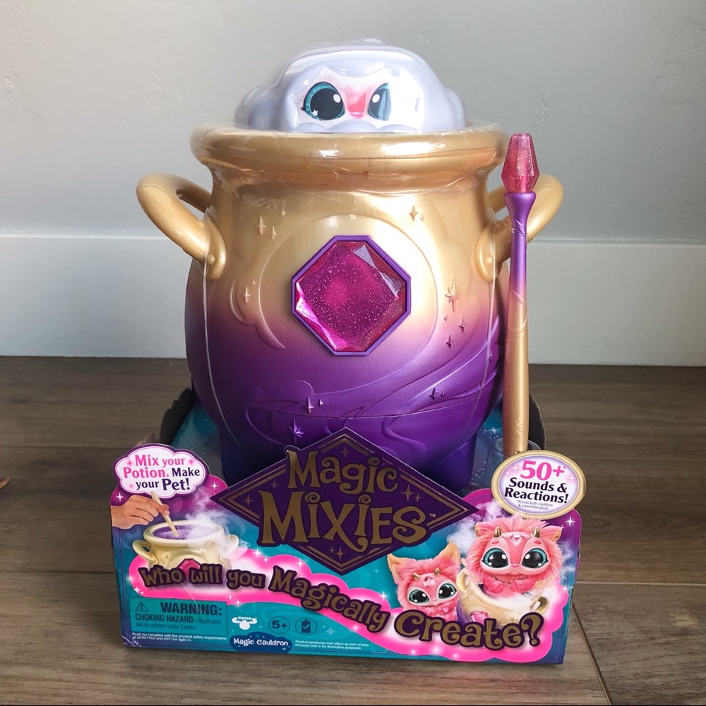NEW! Magic Mixies Magic Cauldron - Pink